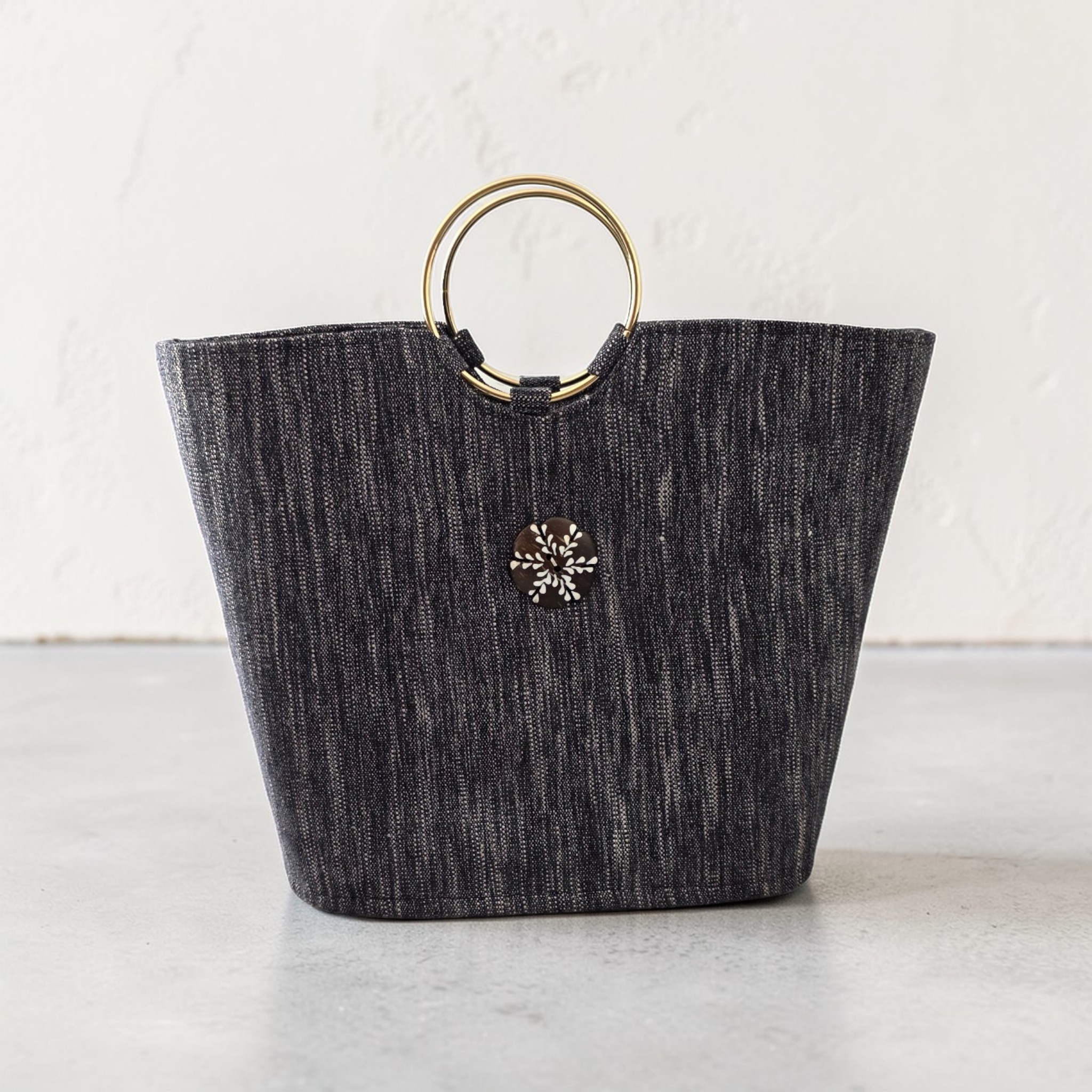 Panier avec poignée doré