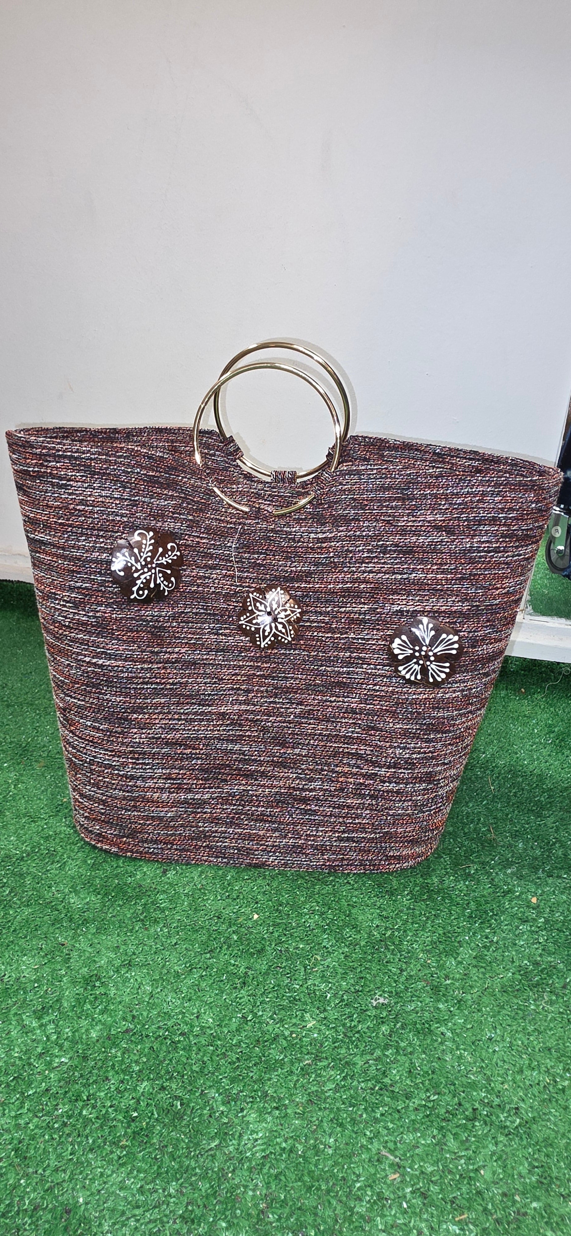 Panier poignée doré