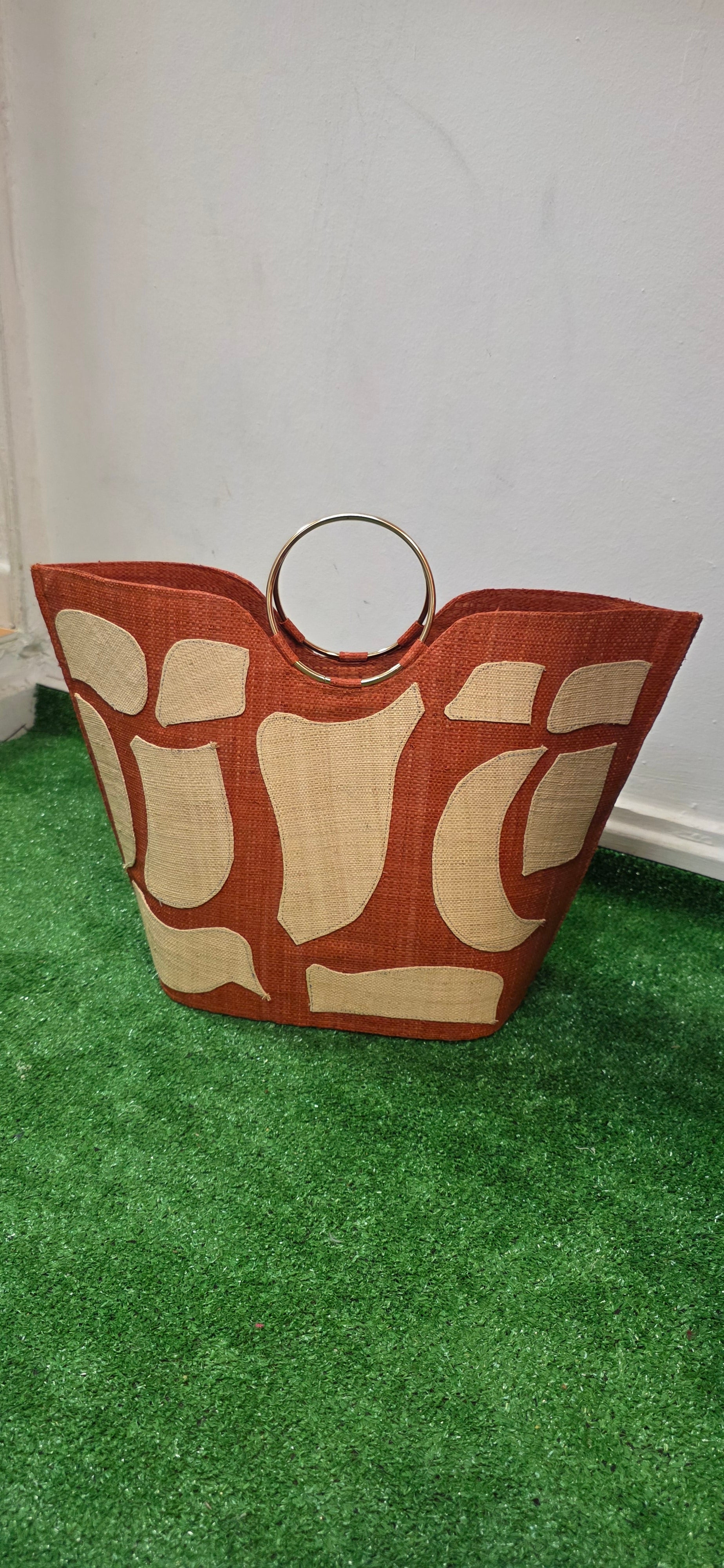 Panier poignée doré